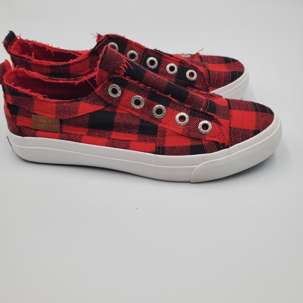 Blowfish Malibu Play Red Black Buffalo Plaid Slip On Sneakers ZS0011 Size 7.5